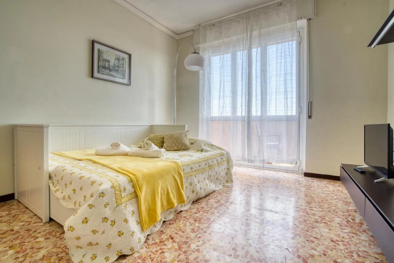 Caseospitali - Casa Luce, A Due Passi Dal San Raffaele Вимодроне Апартаменты